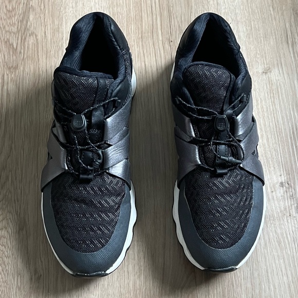 Sorel Kinetic Sneakers - Picture 2 of 5